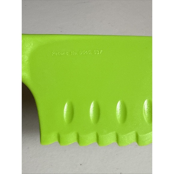 Progressive Green Santoku Chef Knife 11" Scalloped Edge with Sheath - Picture 5 of 6